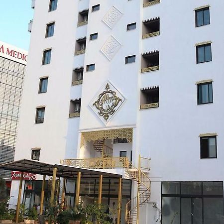 Merada Suit Otel Мерсин Экстерьер фото